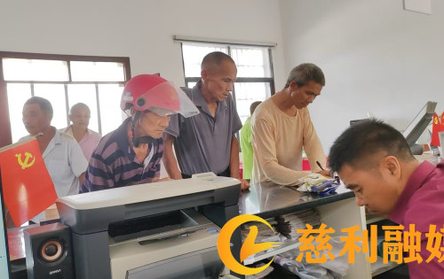 江垭镇：免费发放冬油菜种子，以良种赋能乡村振兴