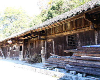 素材图：慈利县洞溪乡土家吊脚楼