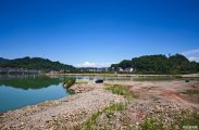 象市镇：索水与向家溪在这里相汇，形成溇水后河
