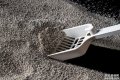 膨润土猫砂结团差怎么办？源头厂家选型指南