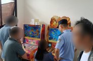 岩泊渡一茶馆因赌博产生纠纷，赌客和老板均被行政拘留