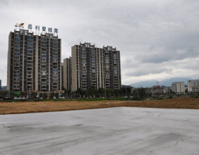 摆摊党狂喜！慈利城管最新剧透：正在建设碧桂园桥头夜市！