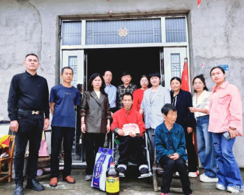 慈利新阶联组织开展“点燃希望，放飞梦想”助残助学活动