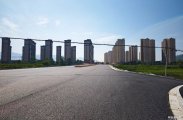 慈利澧零路已经铺上了沥青，但拆迁问题还没有彻底解决