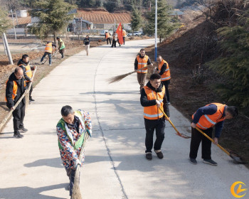 慈利县公路建设养护中心：公路党旗进山，乡村公路更畅