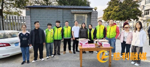 春节假期返程高峰：岩泊渡镇全力疏导高速拥堵，守护群众平安出行