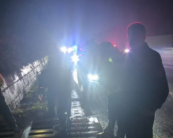 慈利公安：男子不慎掉入8米泄洪洞，一场紧急救援全力开展