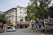 慈利笔架路与军民路交叉路口2个门面及2楼住房出租