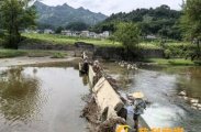 零溪镇：两村联动清淤除障，合力筑牢防汛安全线