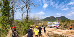 距离和子坡泥泞越野比赛收官还有2天，下午围观比赛现场