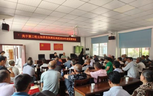 溪口镇：稳步推进二轮土地延包，绘就乡村振兴新画卷