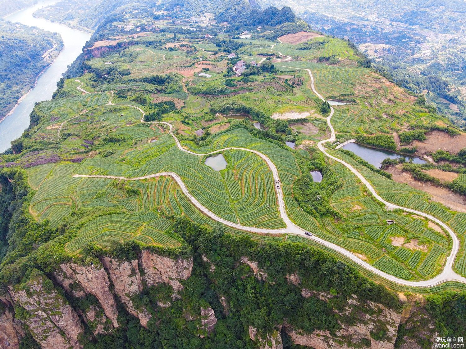 DJI_0828.jpg