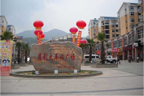 打铁还须自身硬，荆张高铁不是万能妙药