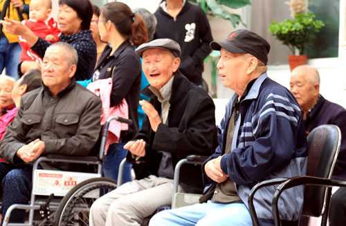 湖南推动养老服务业发展，五年内将建成养老床位53万张