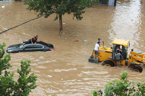 强降雨致湖南41万人受灾，直接经济损失达4亿元