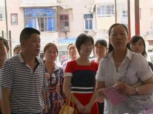 省妇联来慈督导农村妇女“两癌”免费检查工作