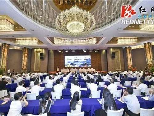 合同投资总额18.18亿元，慈利县签约4个重大招商项目