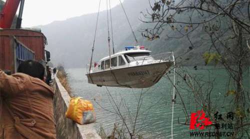 慈利渔政新配备执法快艇2艘