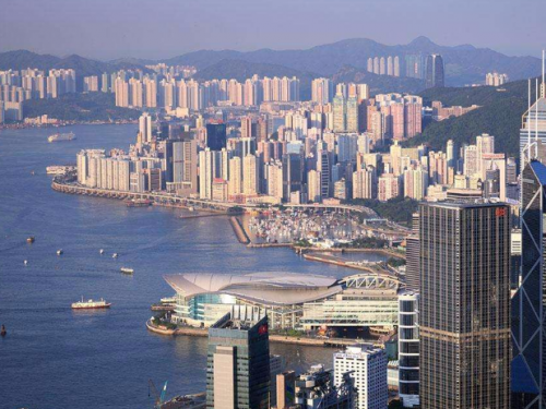 “科技人才入境计划”将实行 选择合适的方式获得香港身份
