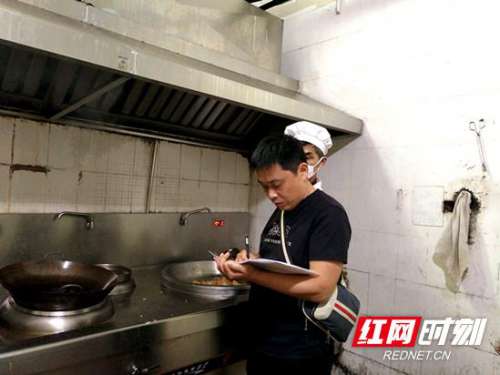 慈利县确保2018年高考期间餐饮食品安全