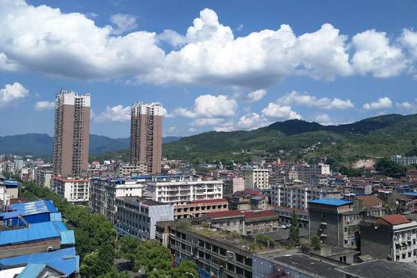 慈利县：暖企惠企“补三链” 激活战疫“红色引擎”