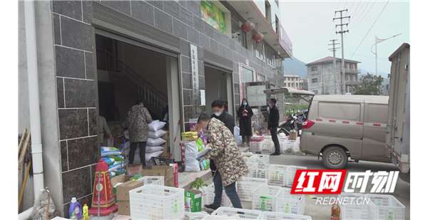 慈利县：电商平台解决农村“买卖难”