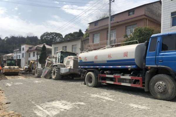 G353张慈一期改建工程进行路基改良试验