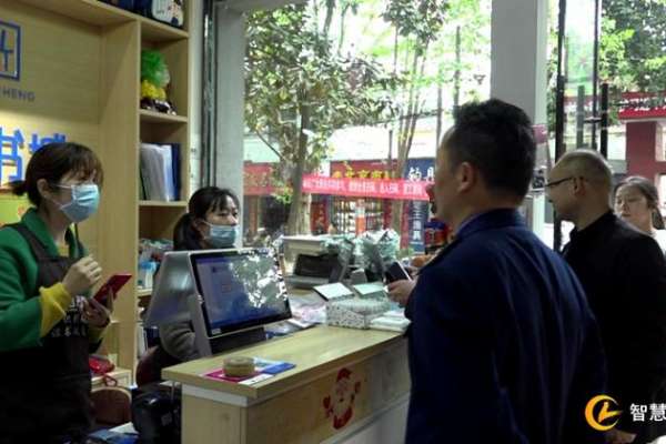 慈利县开展反侵权和“扫黄打非”集中执法行动