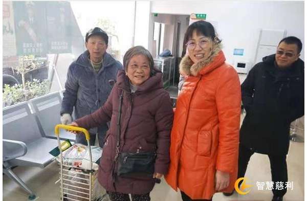 慈利县总工会开展“三联四建”送温暖活动