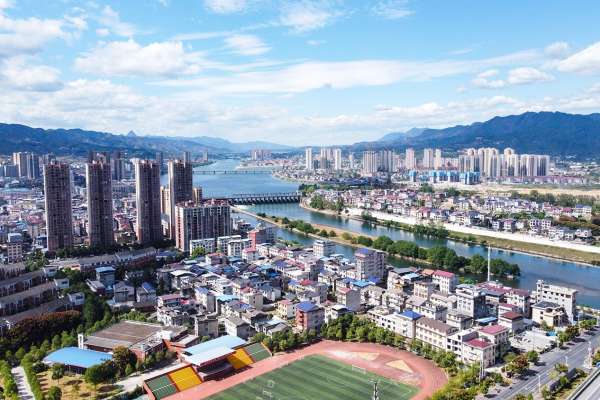 慈利县召开农村集中供水价格调整听证会