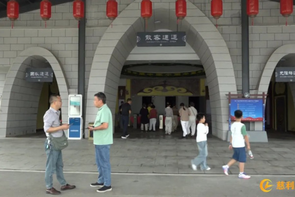 茶马雄风景区：国庆演出加场，提升游客体验