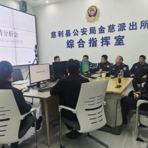 慈利公安持续深化道路交通安全整治